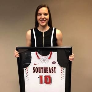 Meet your Posher, Ashton